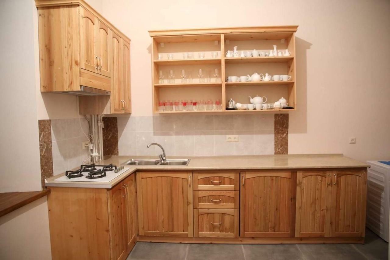 Guesthouse Emma Гюмри Екстериор снимка